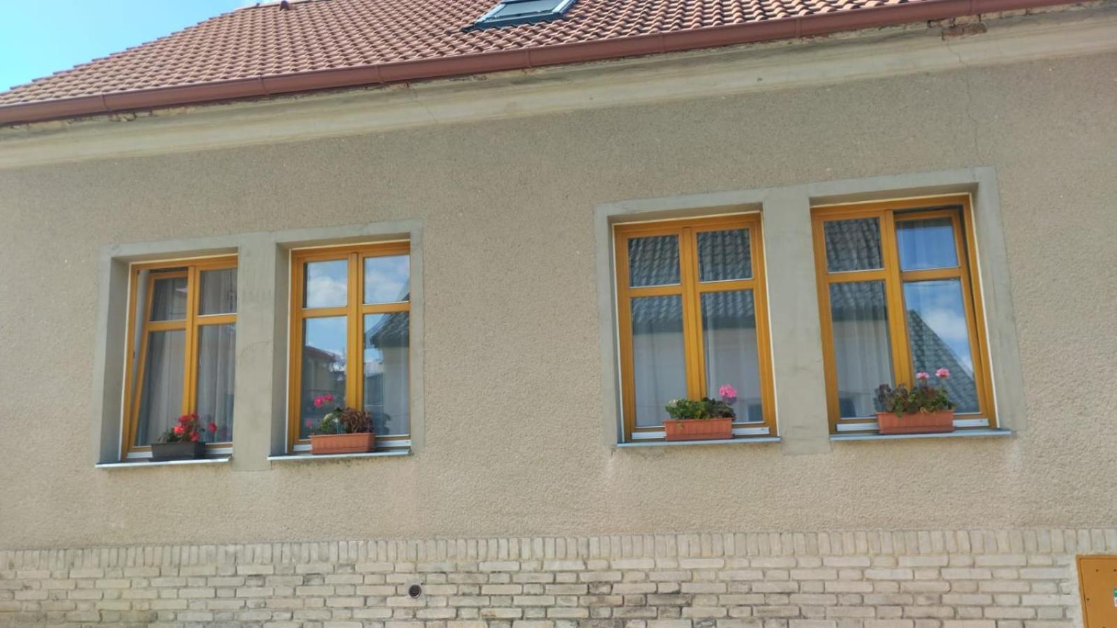 Podkrovi S Koupelnou Svinarov Ngoại thất bức ảnh